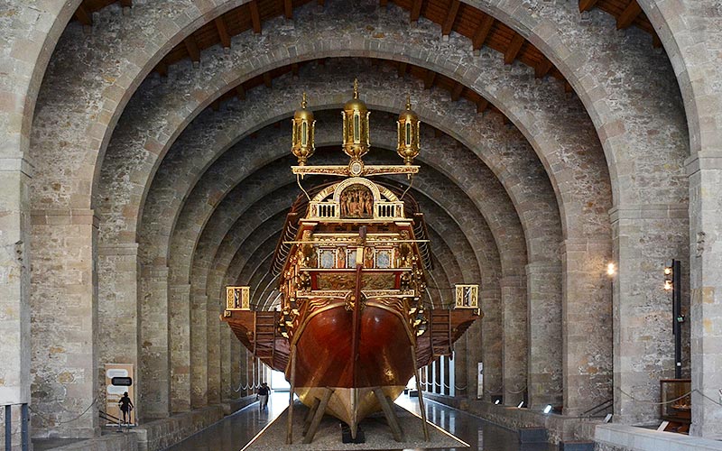 guide musee maritime catalogne bateaux epoque barcelone