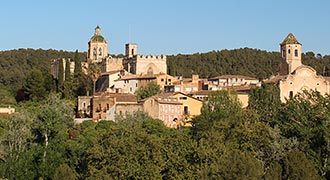 tourist attractions around montblanc convent santes creus