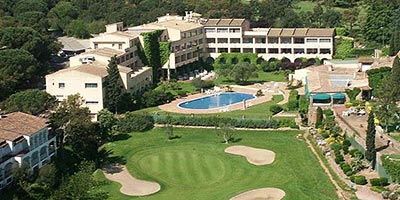  accommodation hotel golf Catalunya reserve Hotel Finca Prats Raimat 