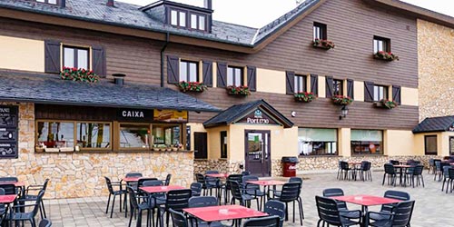  search hotel skiing central catalonia skiers accommodations