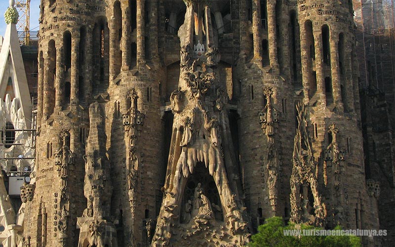 guide visit cathedral sagrada Familia buy tickets 