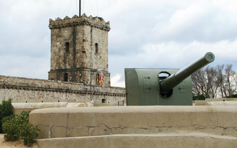 guia visita fortalesa turó Montjuic ciutat comtal
