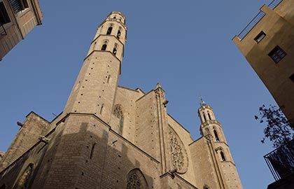  Discover the most interesting churches in Barcelona. Tourist information about the Gothic church of Santa Maria del Mar.